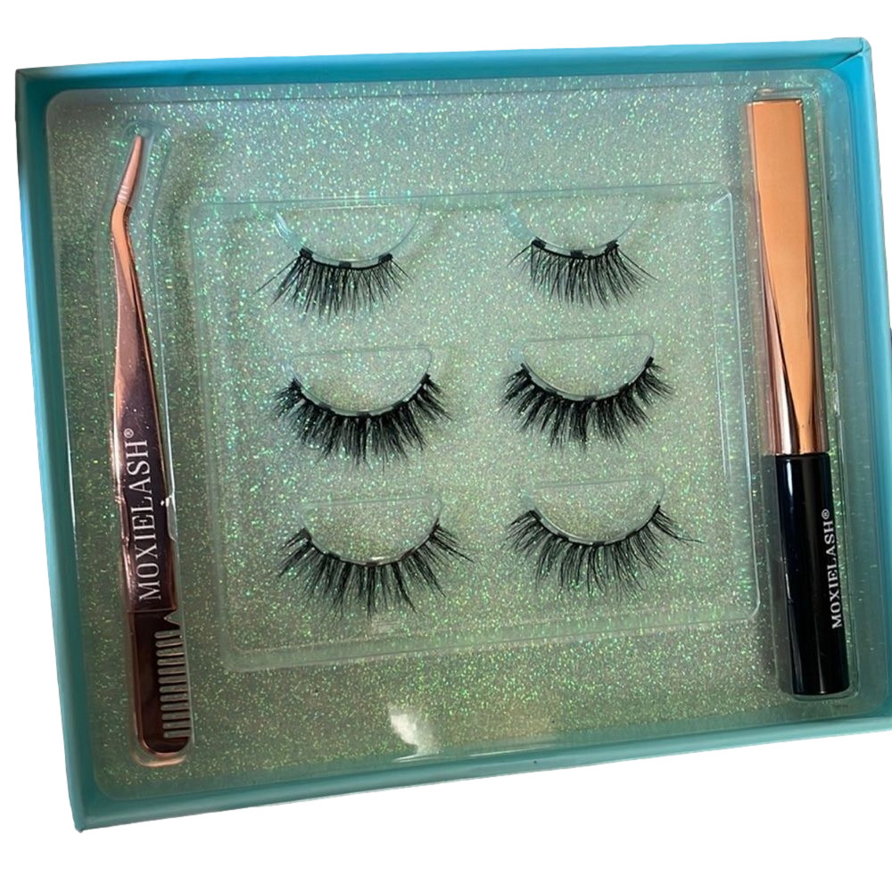 “Happy Kit” by MoxieLash with 30 count Magnetic eyeliner removal swabs